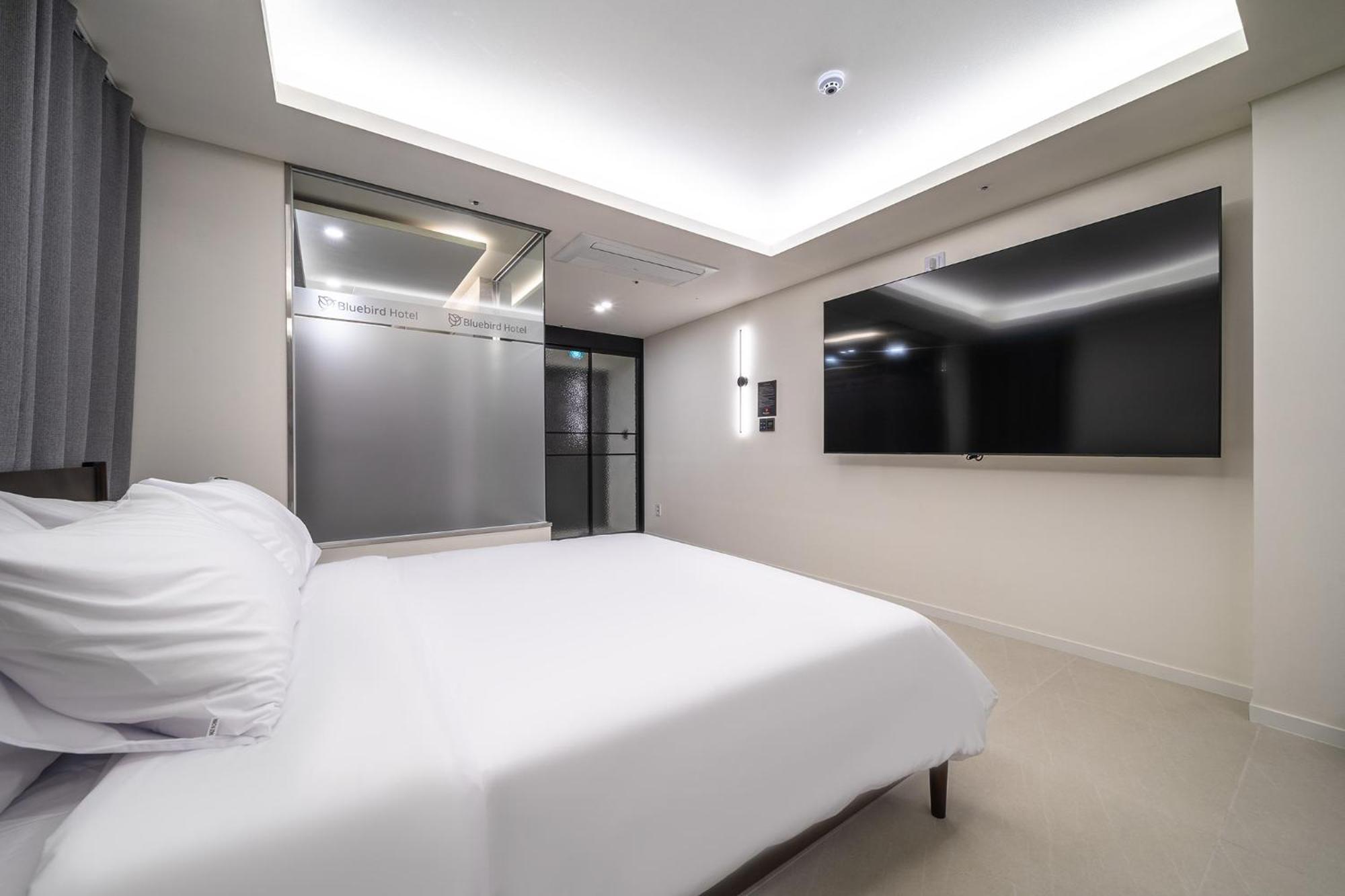 Bluebird Hotel インチョン広域市 エクステリア 写真